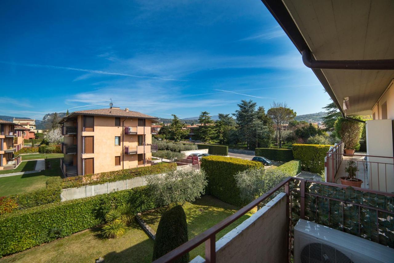 Elena Apartment - Free Secure Parking - Center - Pool - View Lake Bardolino Buitenkant foto
